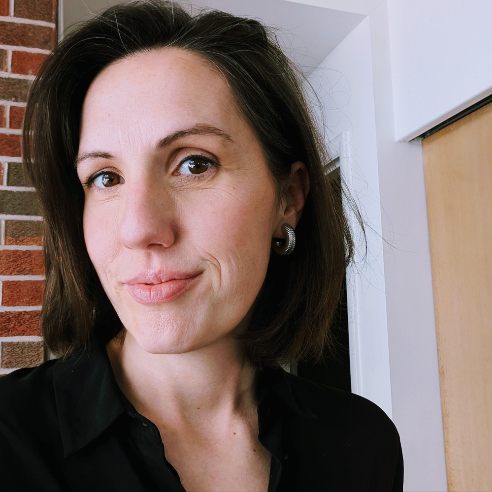 Meet your Posher, Ashley
